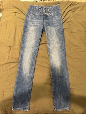 refuge Women's Light Blue Skinny Jeans with Button-Fly